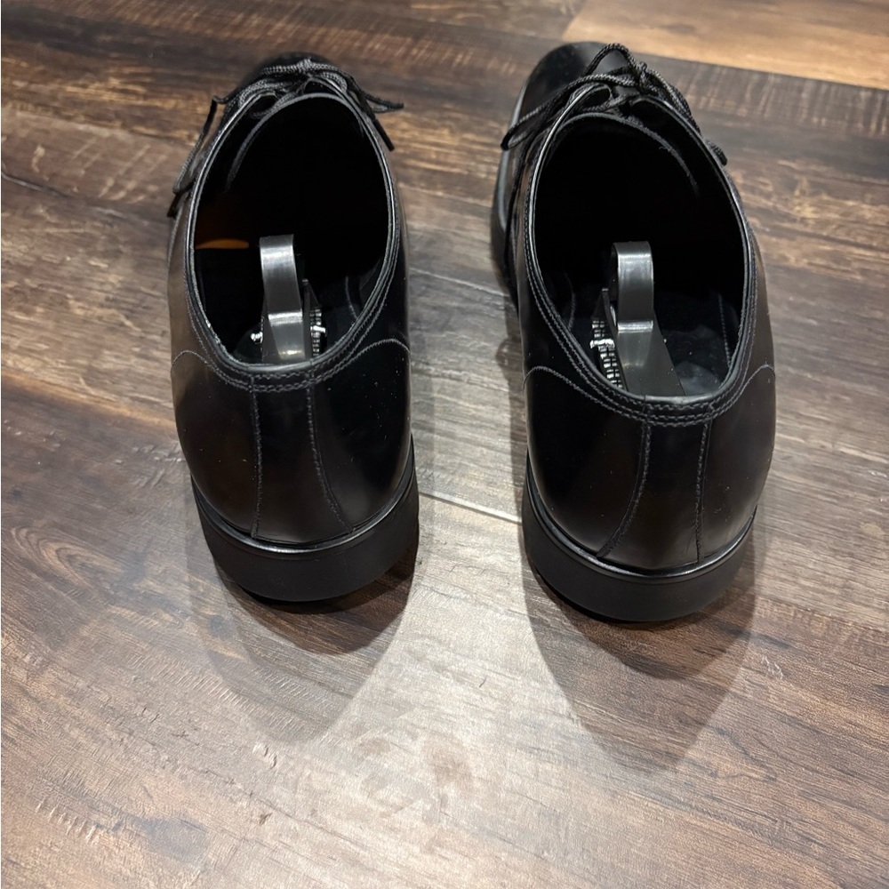 PRADA men’s leather lace-up shoes - Picture 4 of 11